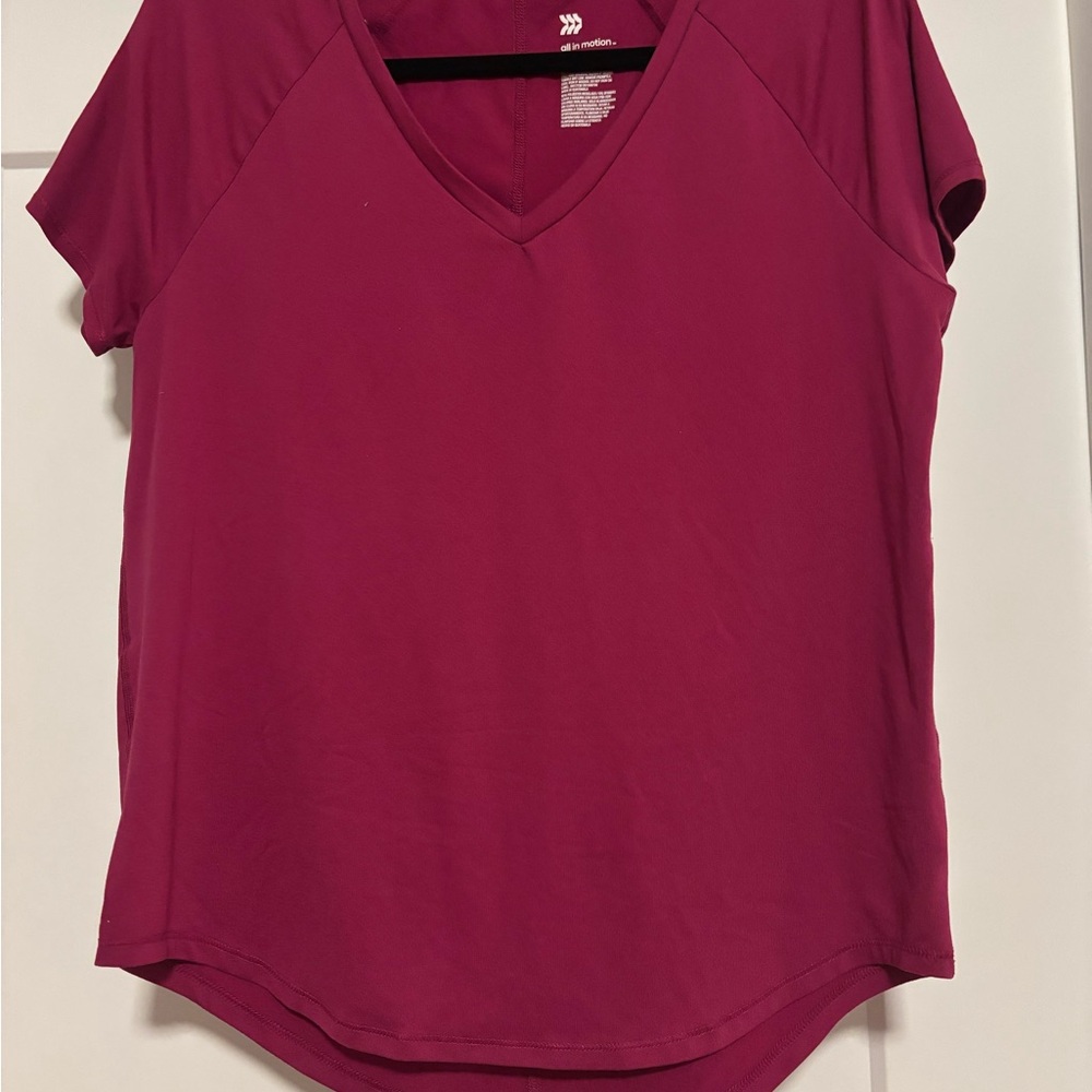 All in Motion Magenta Relaxed Short Sleeve Tee
